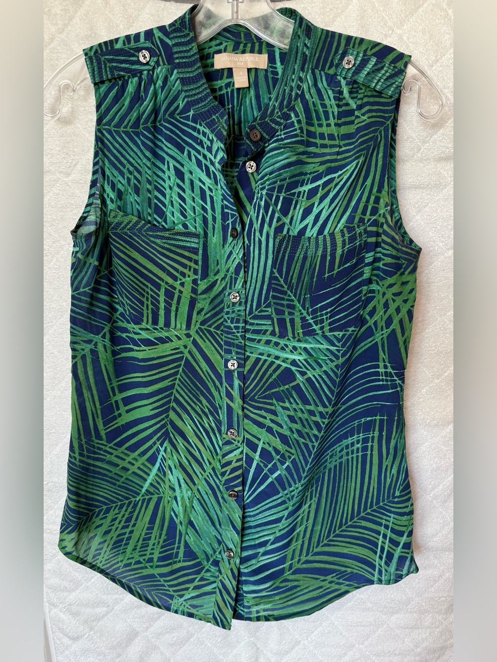 Banana Republic 100% Silk Tropical Palm Leaf Sleeveless Blouse Size 4